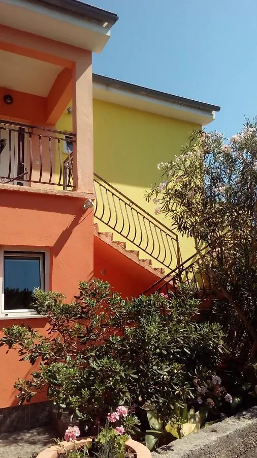Apartments Mirjana Petrcane